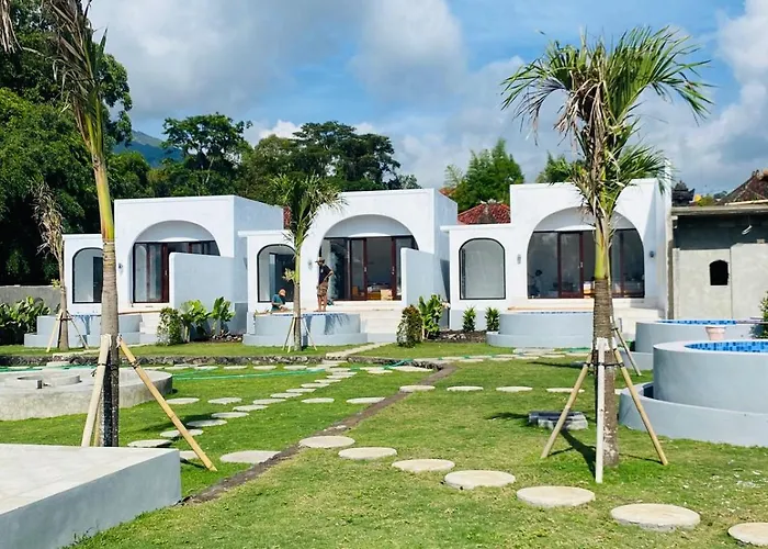 The Tepi Danau And Natural Hot Spring Lodge