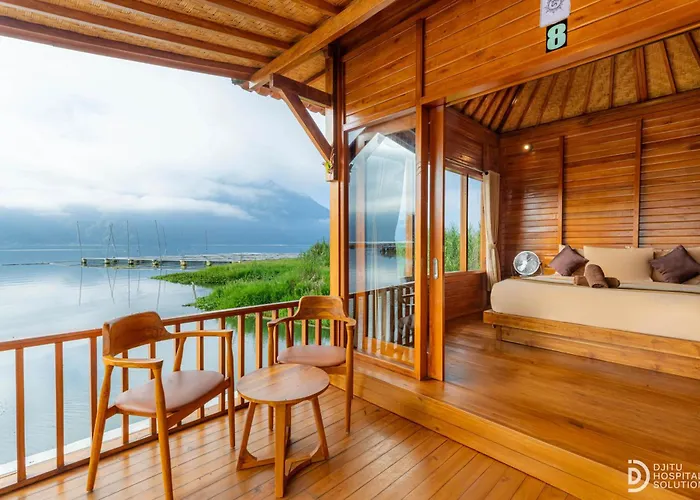 Lodge The Tepi Danau And Natural Hot Spring *