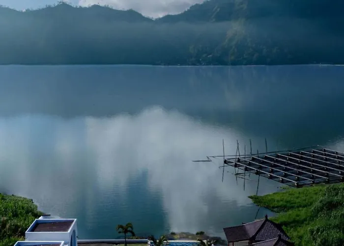 The Tepi Danau And Natural Hot Spring Lodge *