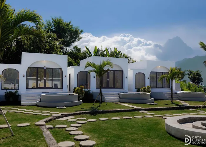 Lodge The Tepi Danau And Natural Hot Spring Kintamani